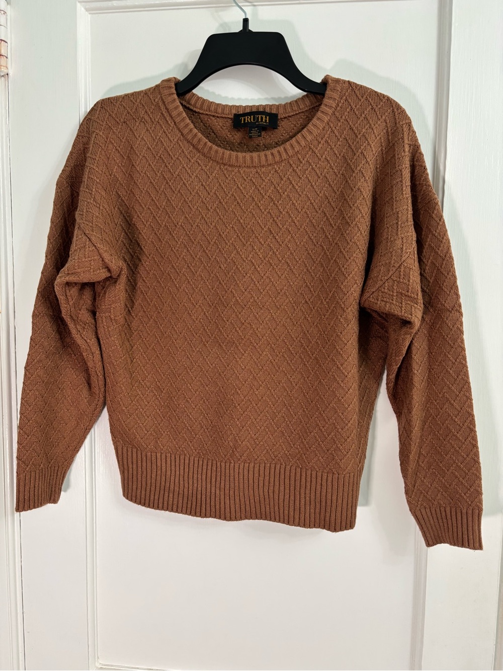 Truth Women's Textured Crewneck Sweater in Warm Brown